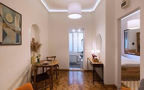 High Note Apartment